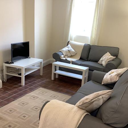 1 - Bed Ground Floor Apartment Tenby Zewnętrze zdjęcie